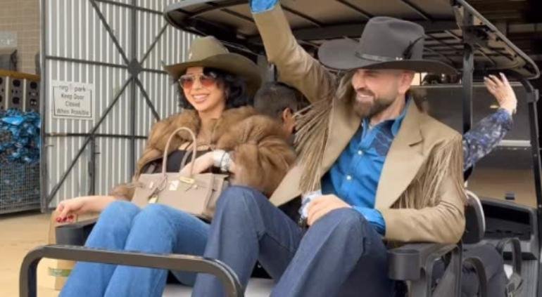 Jomari Goyso Ángela Aguilar críticas