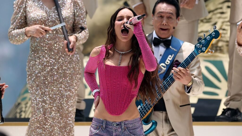 Belinda Mundial 2026 look