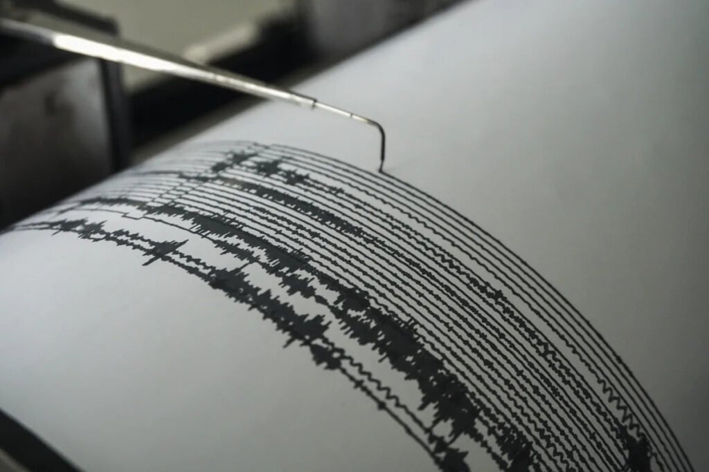 sismo magnitud 5.6 california