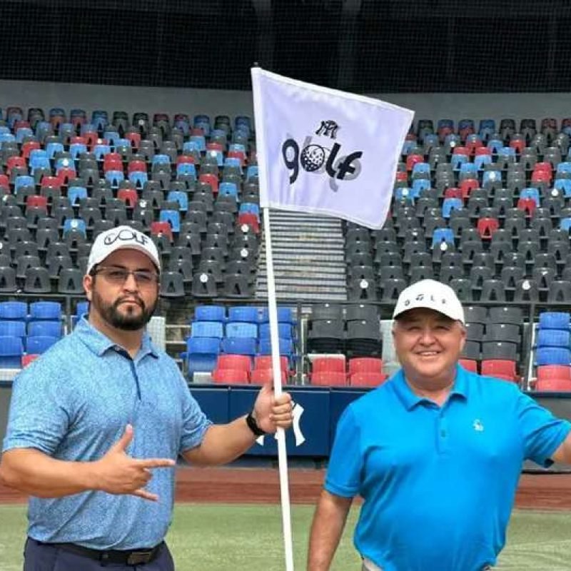 Bandera de golf en el Palacio Sultán