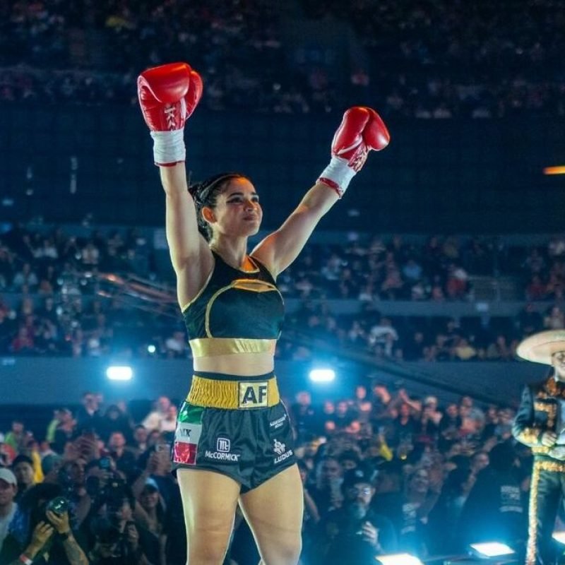 Alana Flores retiro boxeo