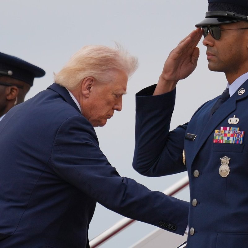 Trump amenaza Irán Estrecho de Ormuz